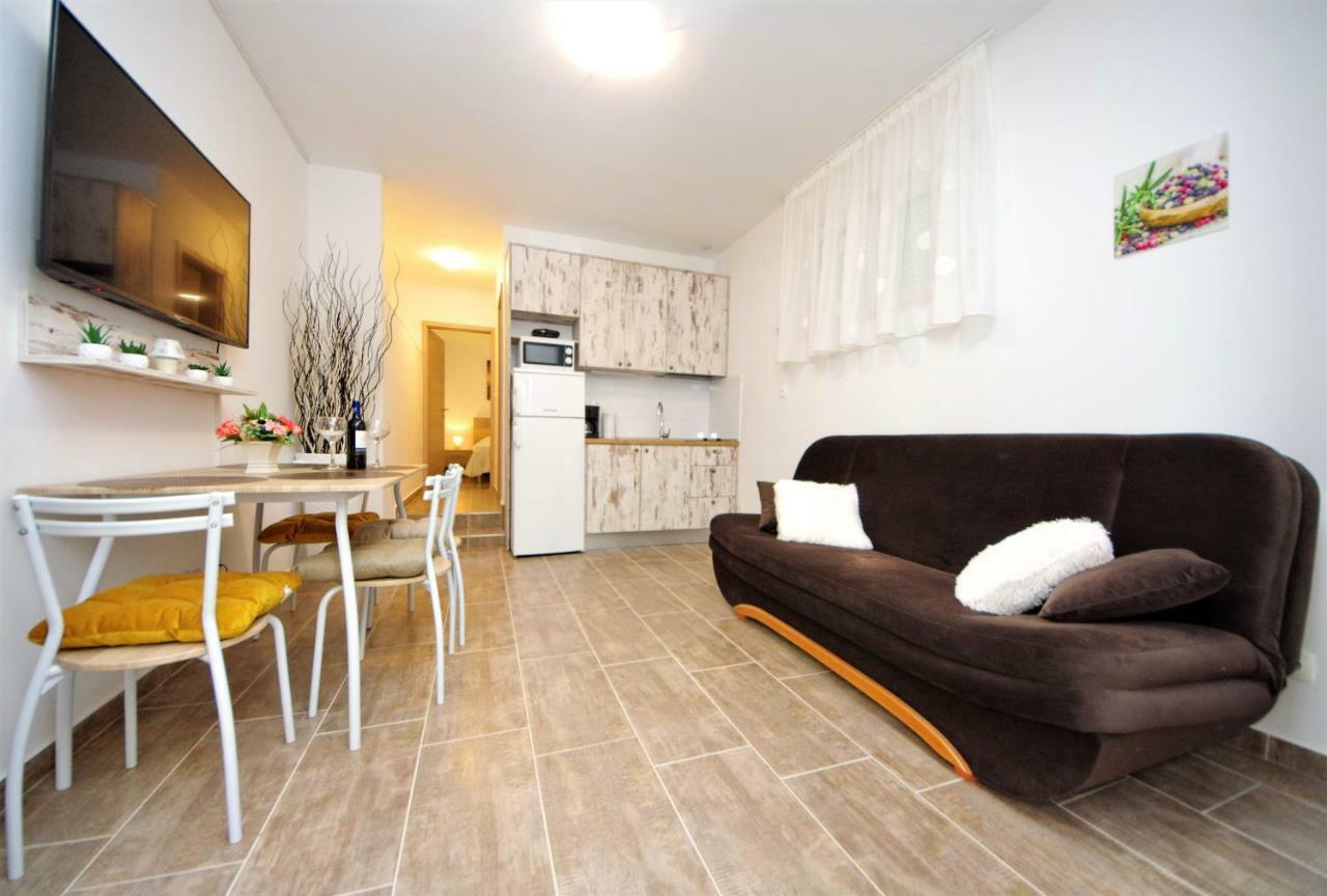 Gabi 3 Apartament *