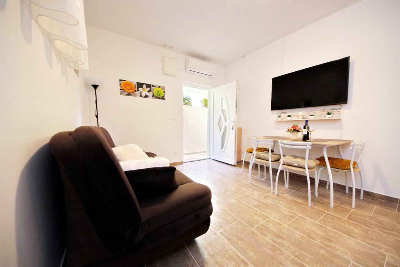 Gabi 3 Apartament